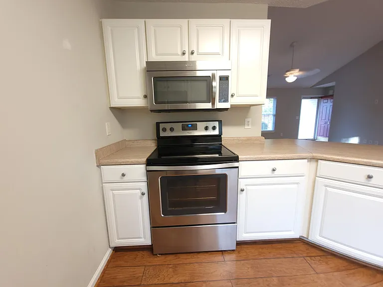 324 Weeping Willow Dr — Photo 8