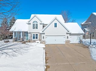 3415 Yorkshire Rd, Green Bay, WI 54311