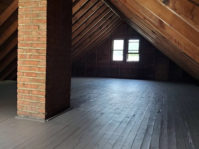 3320 Berea Rd — Photo 24