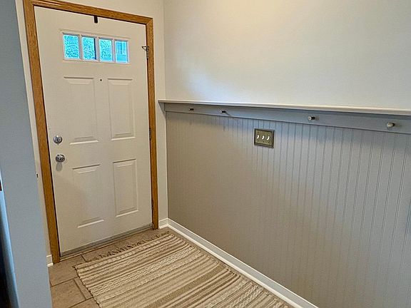 4th image of 3128 Juniper Ln APT F