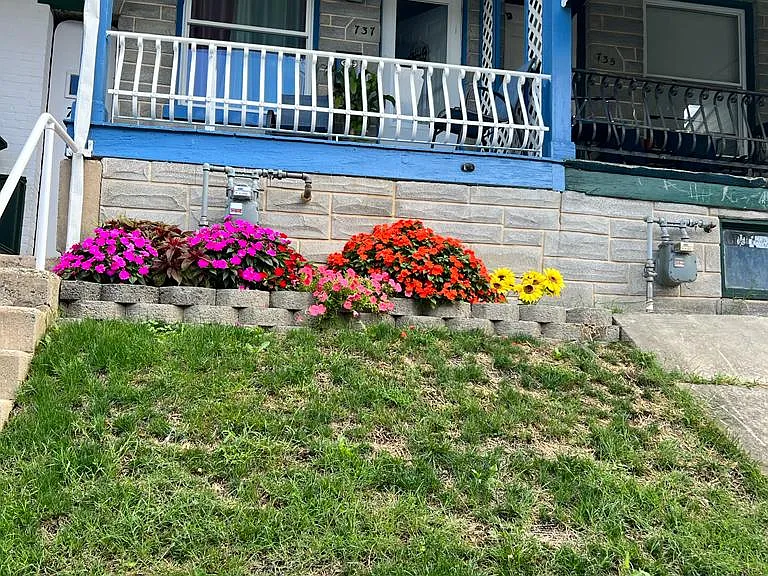 737 Birch St — Photo 22