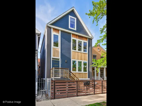 2826 W Fletcher St #2, Chicago, IL 60618