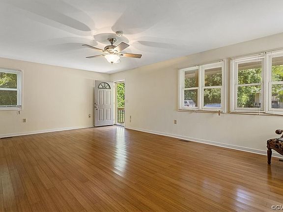5th image of 1217 Edar St