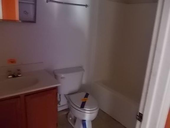 5th image of 2290 Minerva Ave
