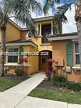 1040 NE 42nd Pl
