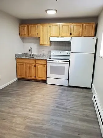 580 Cummins Hwy #4 Photo 1
