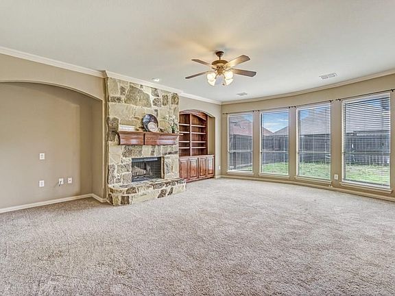 3rd image of 213 Shepherds Ln