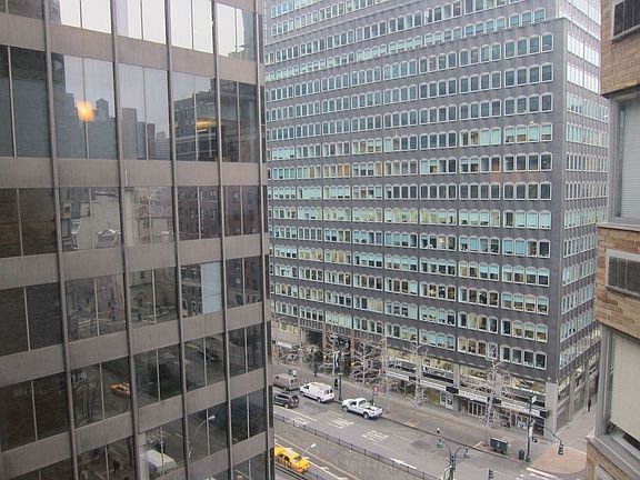 5th image of 80 Park Ave APT 11H