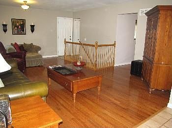 3rd image of 510 Marie Ln
