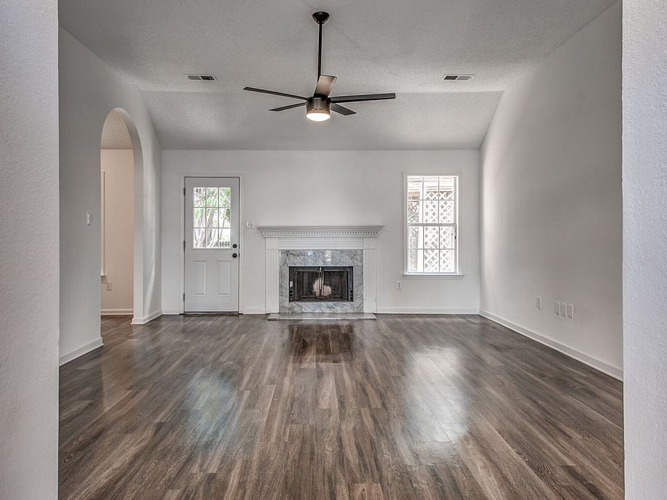 1st image of 5624 Annandale Dr