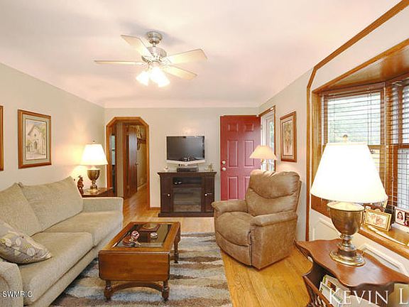 4th image of 1801 Blandford Ave SW