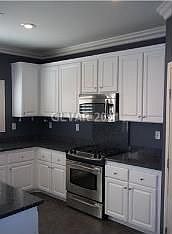 3rd image of 8307 Freshwater Pearl St