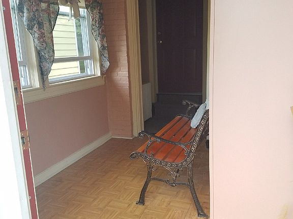 3rd image of 71 Virginia Place # Fl 2nd