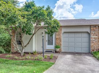 1612 Stone Hedge Dr, Knoxville, TN 37909