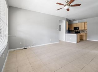 3549 Forest Hill Blvd APT 31, Palm Springs, FL 33406