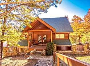 2738 Cats Paw Ln, Sevierville, TN 37862