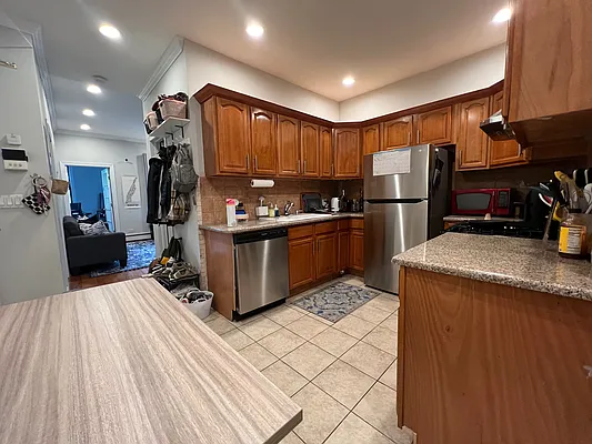 Rented by Compass | media 4