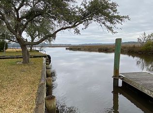 4004 Rantowles Ct, Ravenel, SC 29470