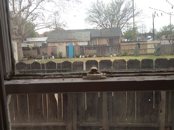 2nd image of 4030 E Olive Ave