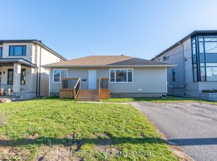 1892 Kingsdale Ave #A, Ottawa, ON K1T1J1
