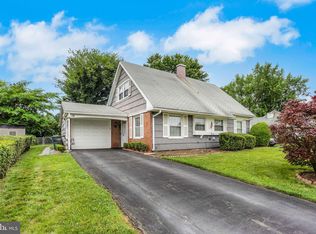19 Marblestone Ln, Willingboro, NJ 08046