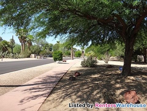 2nd image of 600 E Bird Ln