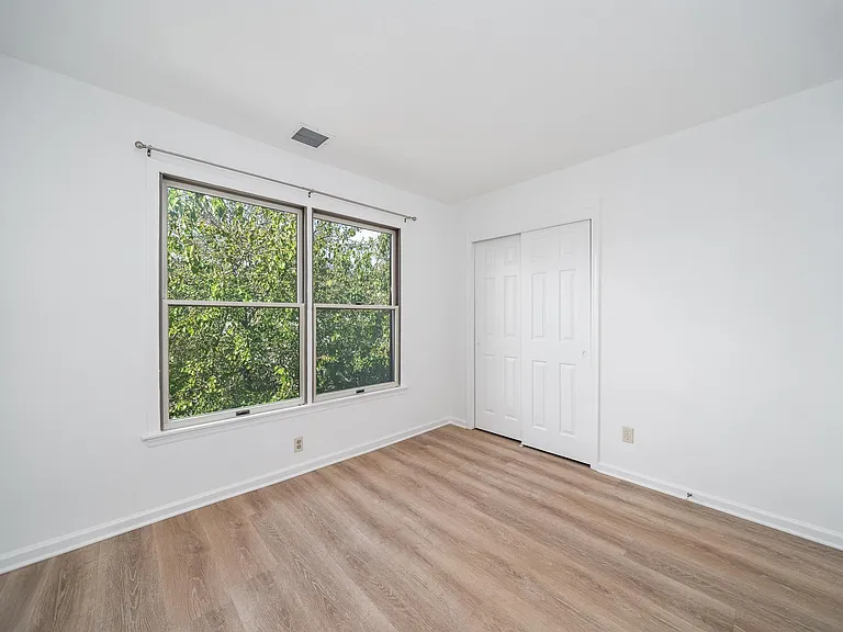 79 Sherman Pl #2 — Photo 21