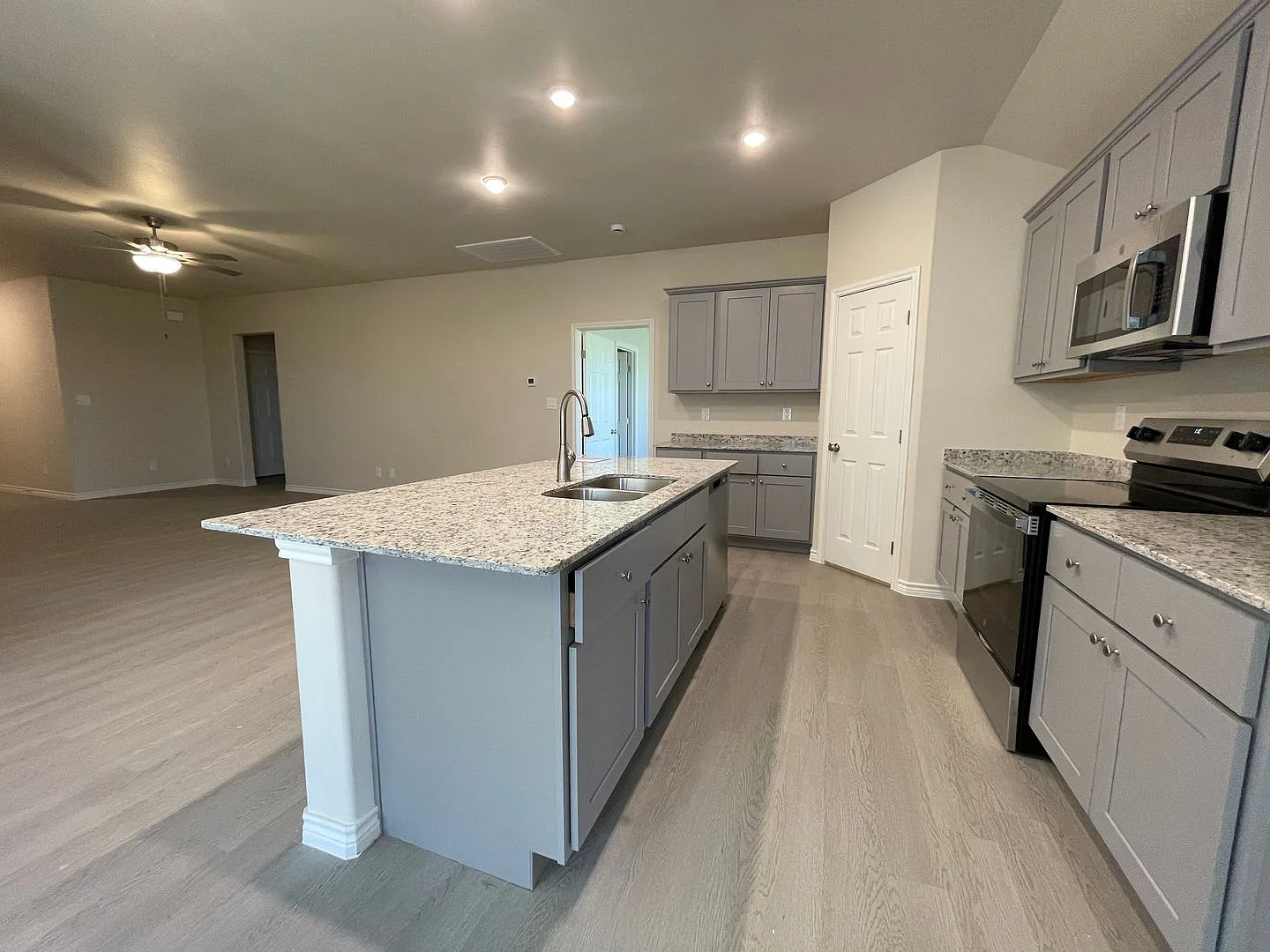 Limited-Time Move-In Special! — Photo 4