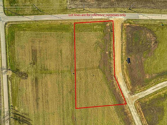 3rd image of 11 Tall Grass Ln
