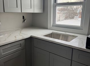 7838 80th St FLOOR 3, Ridgewood, NY 11385