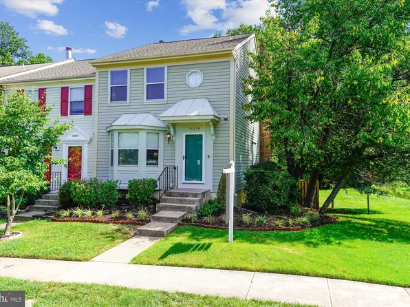 13210 Custom House Ct, Fairfax, VA 22033