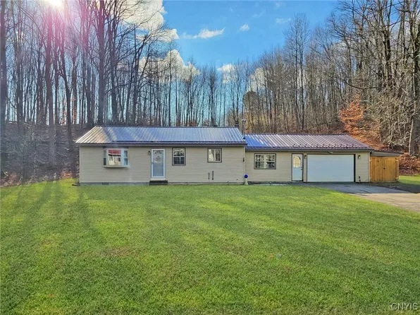 4982 Brookfield Rd, Lee Center, NY 13363