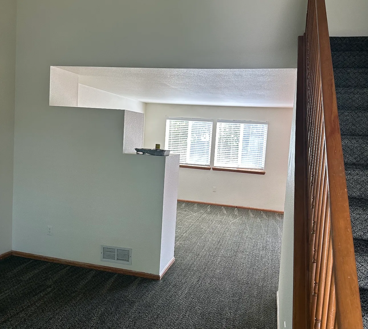 12148 Locust St — Photo 2