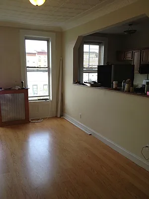 Rented by Rapid Realty Sunset Park Inc | media 13