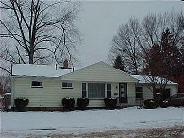 1st image of 156 Oak Knoll St