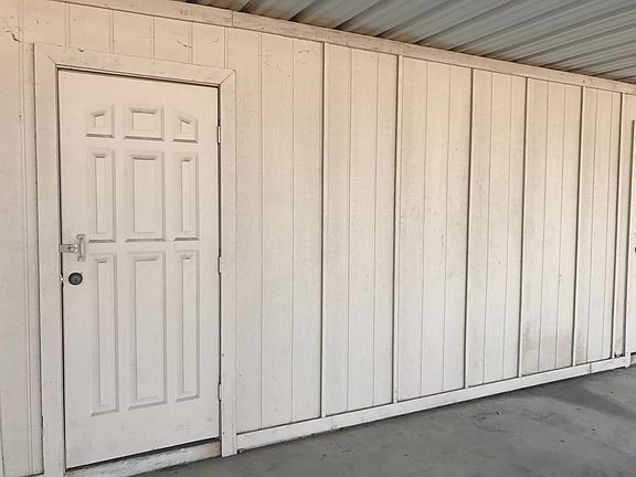 Storage unit