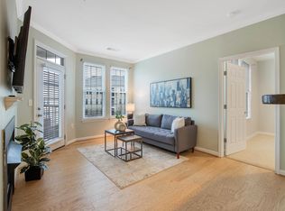 2301 25th St S APT 404, Arlington, VA 22206