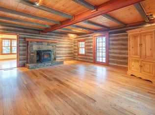 14 Woods Rd, Fairview, NC 28730