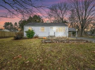 46 Wyndwood Rd, Farmington, CT 06032