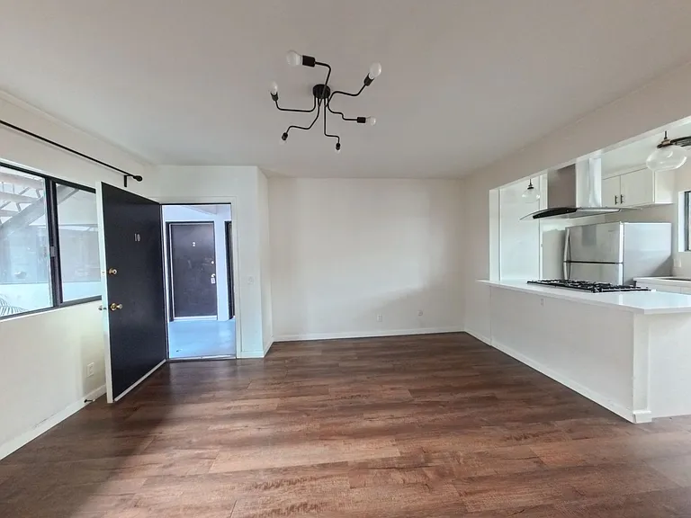 6607 N. Figueroa St. — Photo 3