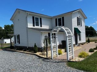 6612 Old Plank Rd, Fredericksburg, VA 22407