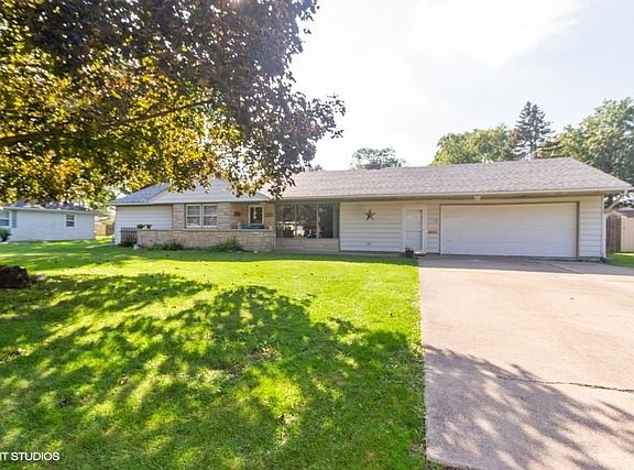 2nd image of 1235 Westlawn Dr