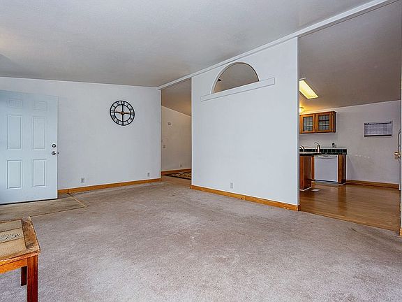 5th image of 14412 NE 42nd St