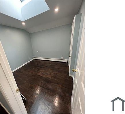2nd image of 17742 129th Ave #2