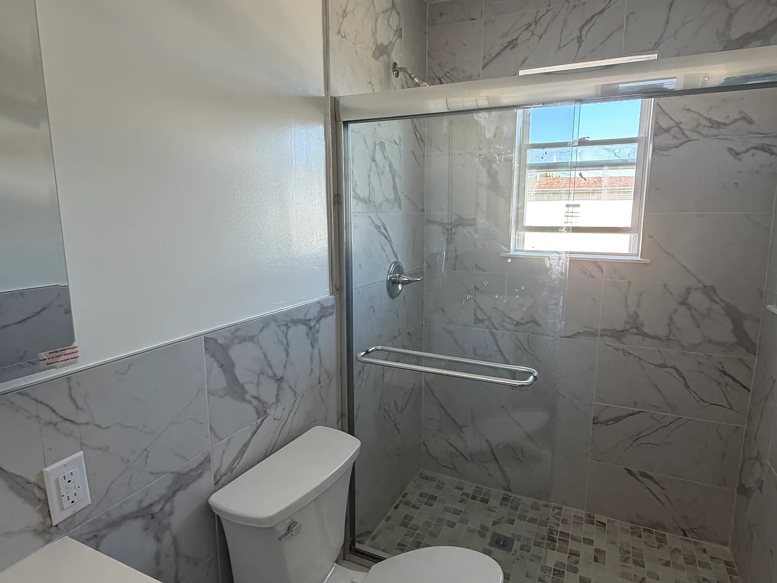 5 bed, $4,500 — Photo 4
