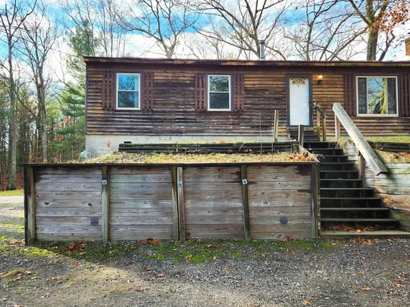 1481 N Peterson Rd, Muskegon, MI 49445