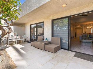 877 E Arenas Rd, Palm Springs, CA 92262