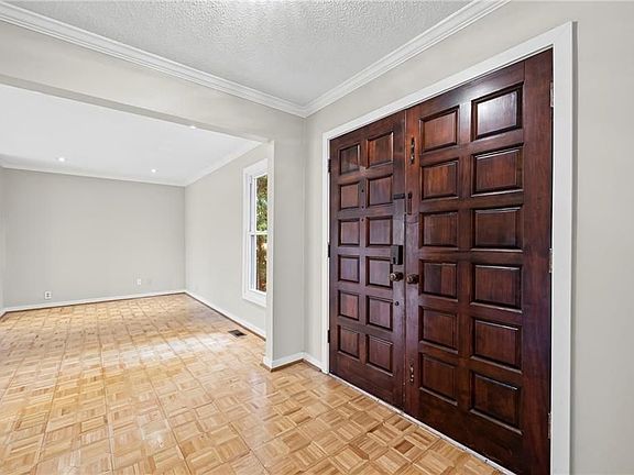 5th image of 2710 Margaret Mitchell Dr NW