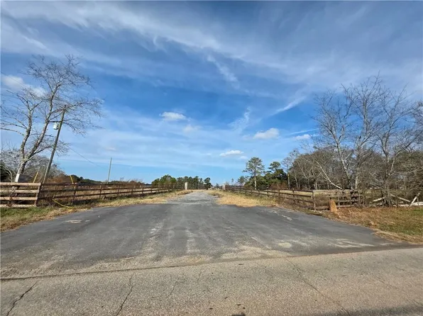 4935 Old Highway 138, Loganville, GA 30052