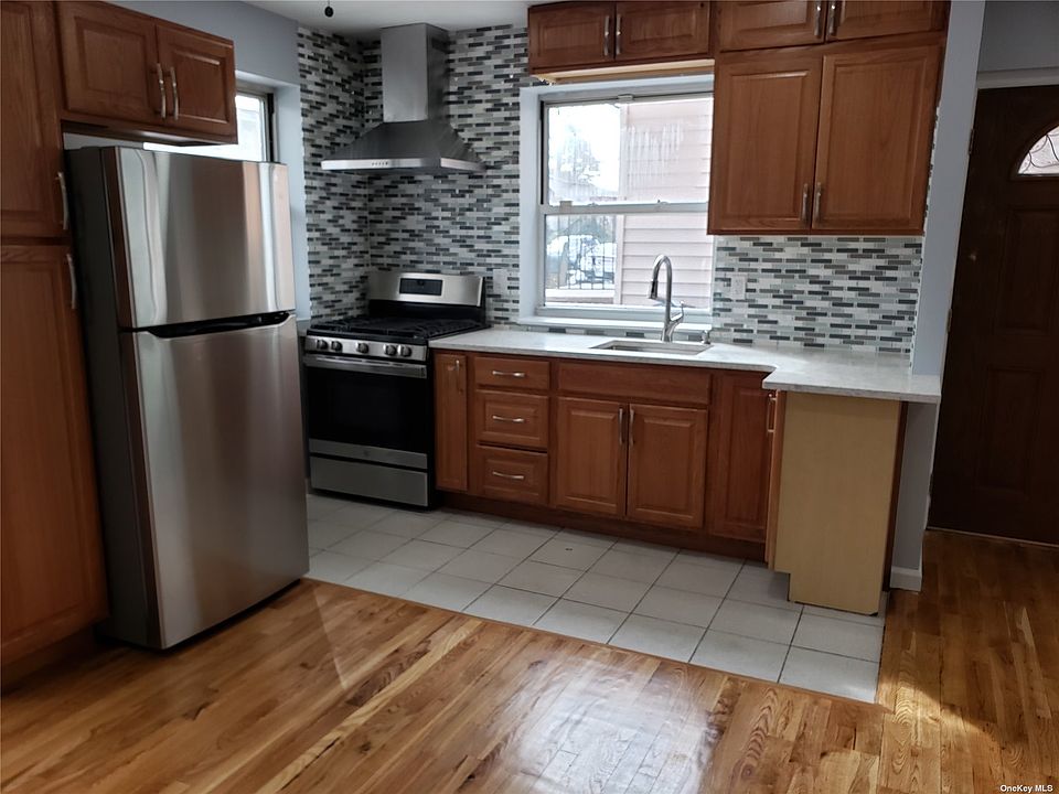 1st image of 4028 194th St #1
